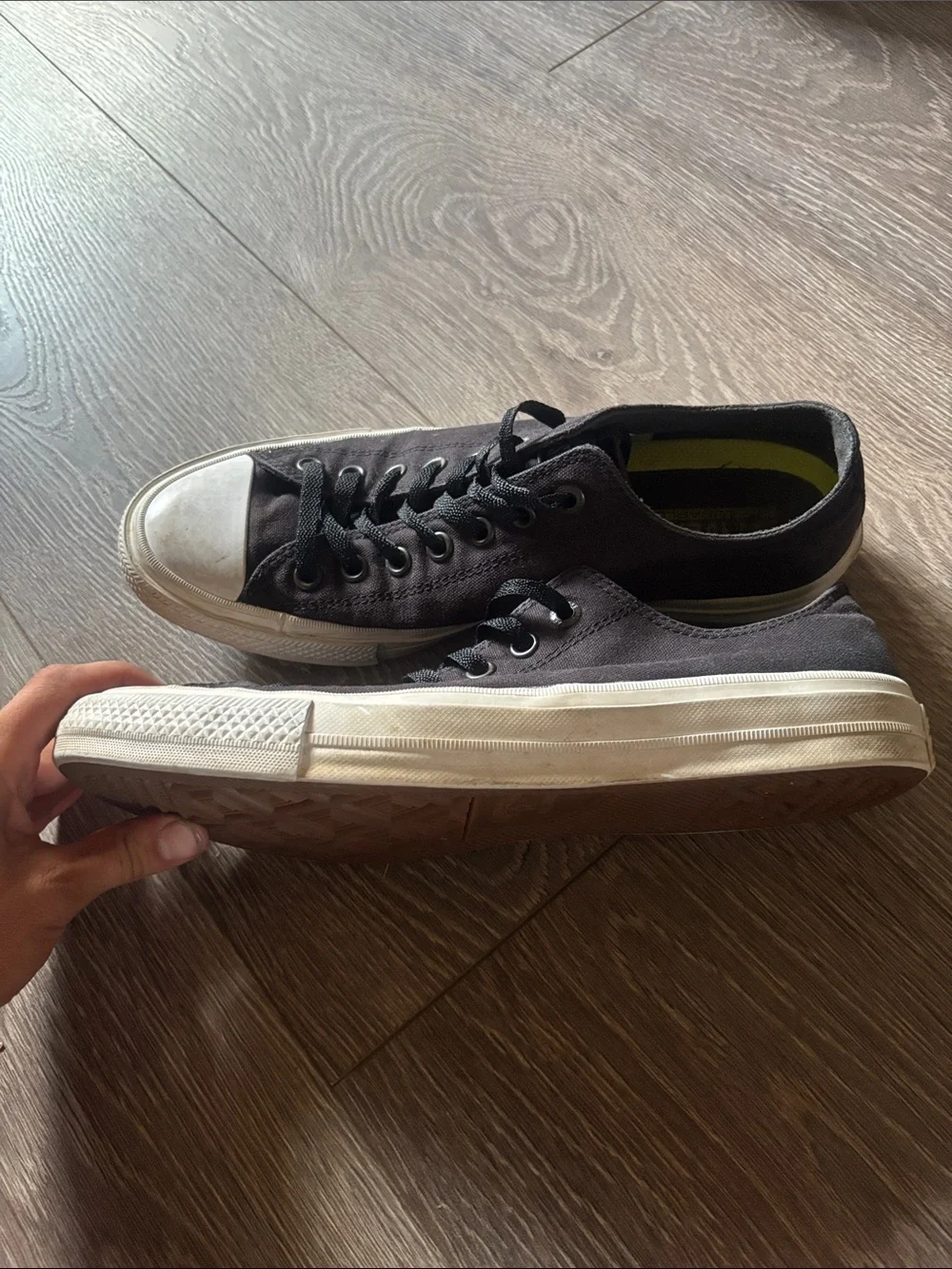 Converse Black Low-Top Chuck Taylor 2